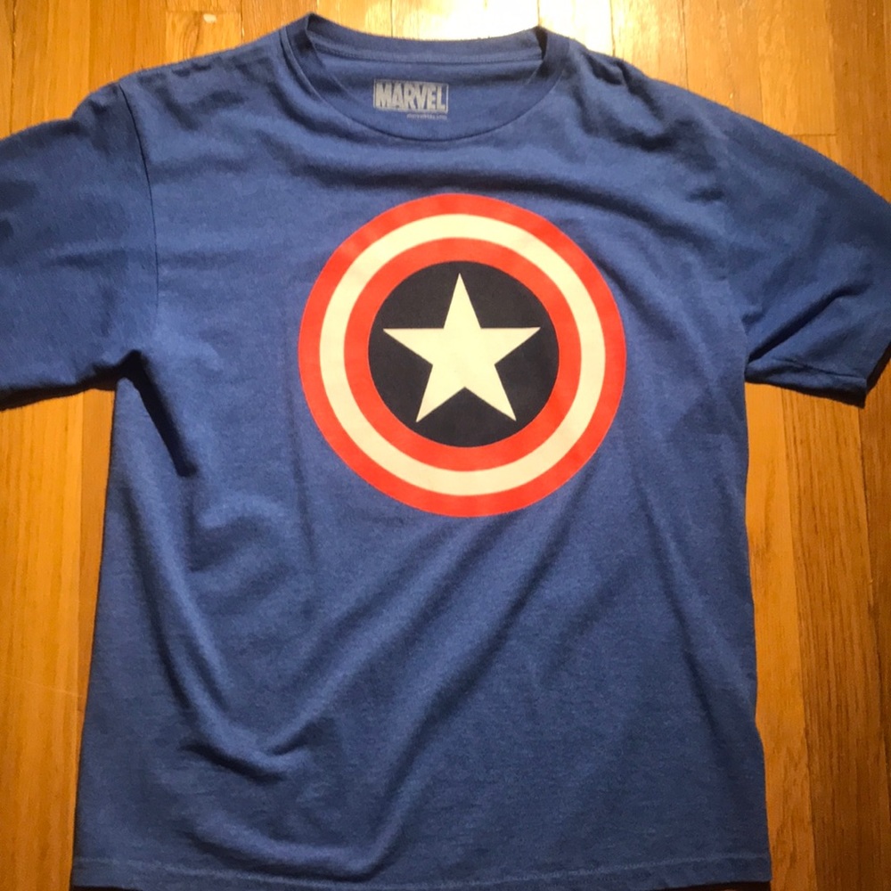 Captain America T-shirt